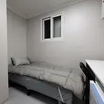 Female Only - Coco Stay Jongno Hyehwa Station