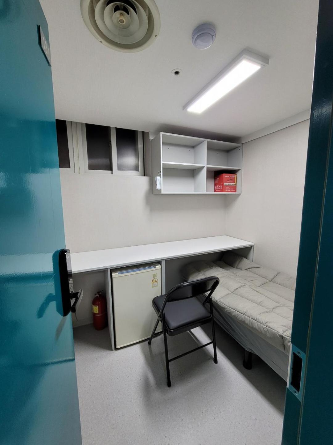 Hostel Female Only - Coco Jongno Hyehwa Station